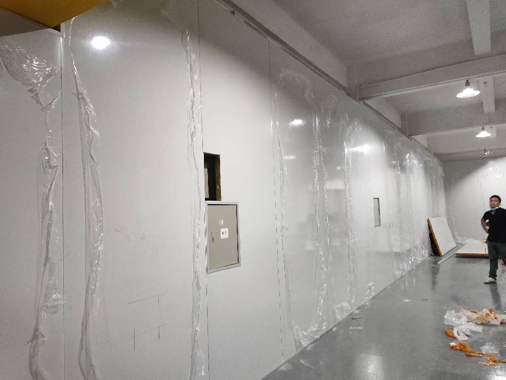 無(wú)塵車間的通風(fēng)系統(tǒng)設(shè)計(jì)